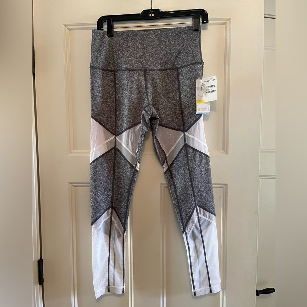 NWT Zella High Waisted Yoga + Studio Leggings 25”